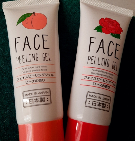 DAISO JAPAN Skincare Daiso Japan Rose Face Peeling Gel 2pc Set
